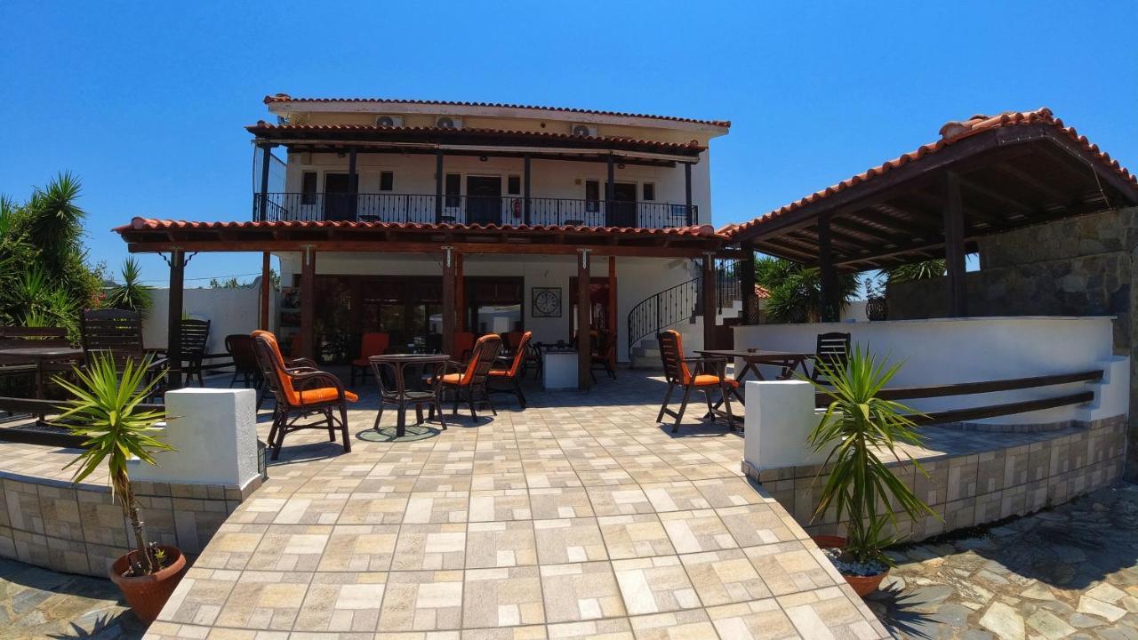 Holiday House Szkiáthosz Kültér fotó
